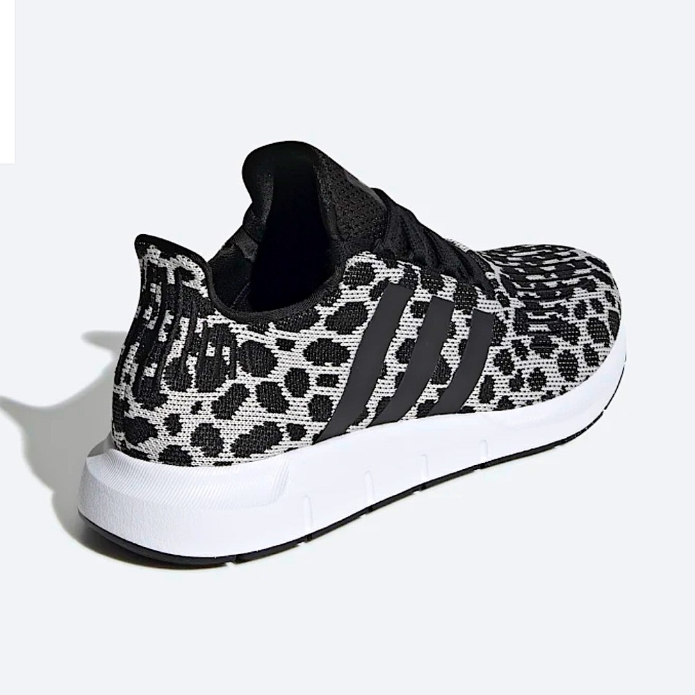 Womens adidas Swift Run Athletic Shoe - Cheetah
